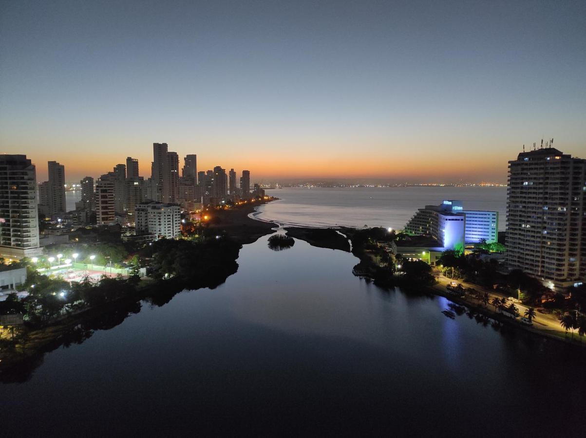 Apartamento De Lujo Con Vista Al Mar - Excelente Ubicacion Cartagena Ngoại thất bức ảnh
